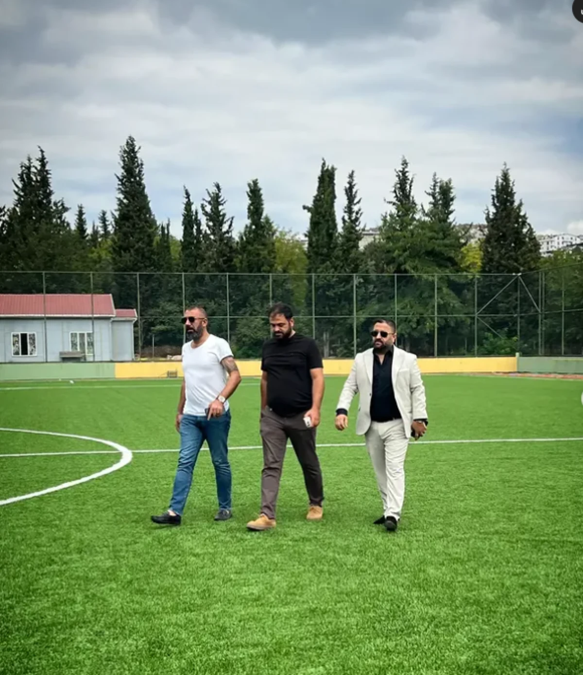 Darıca 1934 Gen&ccedil;lerbirliği&rsquo;nde Saha Zemini &Ccedil;alışmaları Yakından Takip Ediliyor