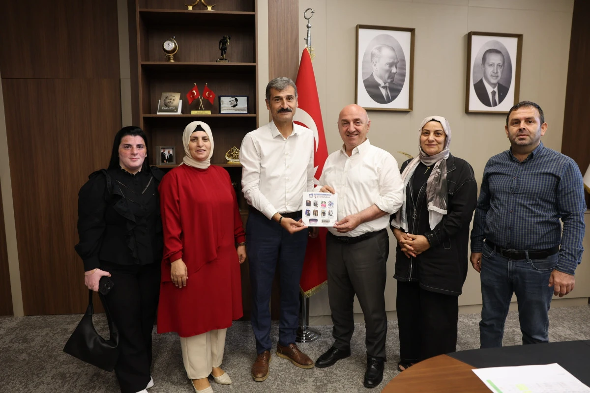 Darıca Belediye Başkanı Misafirlerini Ağırladı