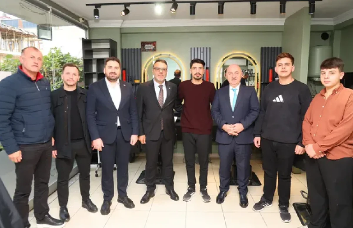 DARICA BELEDİYE BAŞKANI MUZAFFER BIYIK&rsquo;TAN SALON MİRA&Ccedil;&rsquo;A ZİYARET