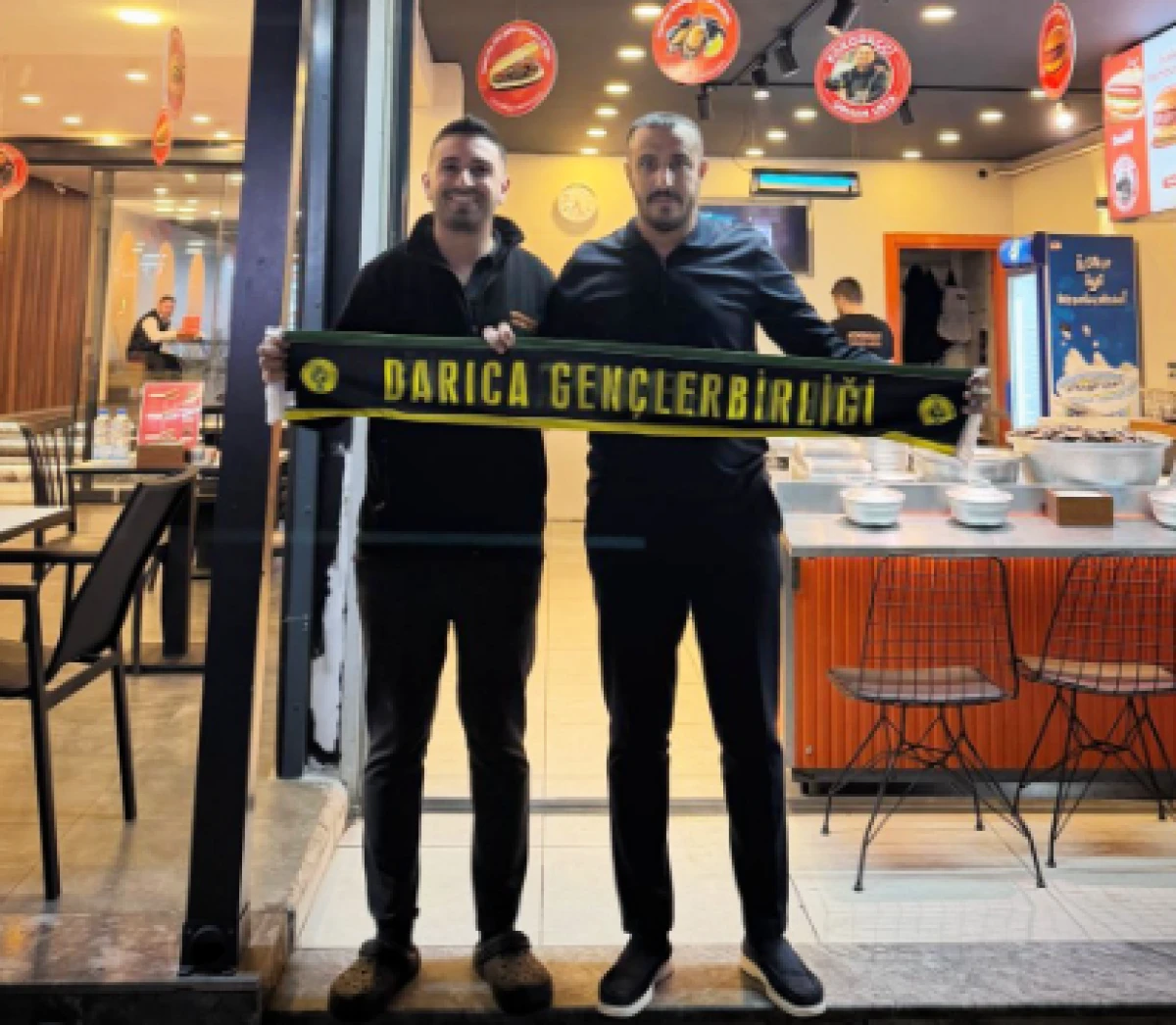 Darıca Gen&ccedil;lerbirliği&rsquo;nden esnafa teşekk&uuml;r: &ldquo;Sarı-Yeşil sevdamız i&ccedil;in hep birlikte&rdquo;