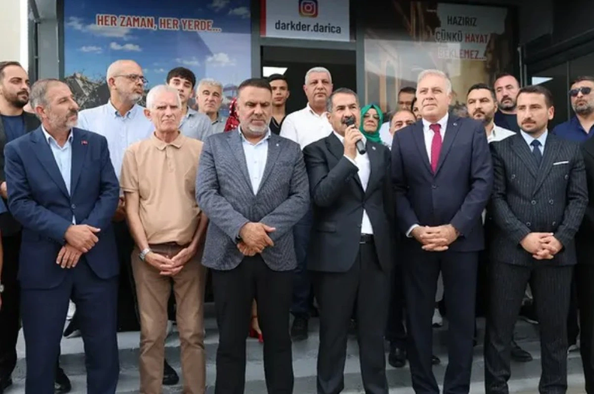 Darıca&rsquo;da 17 Ağustos Depremi Fotoğraf Sergisi A&ccedil;ıldı