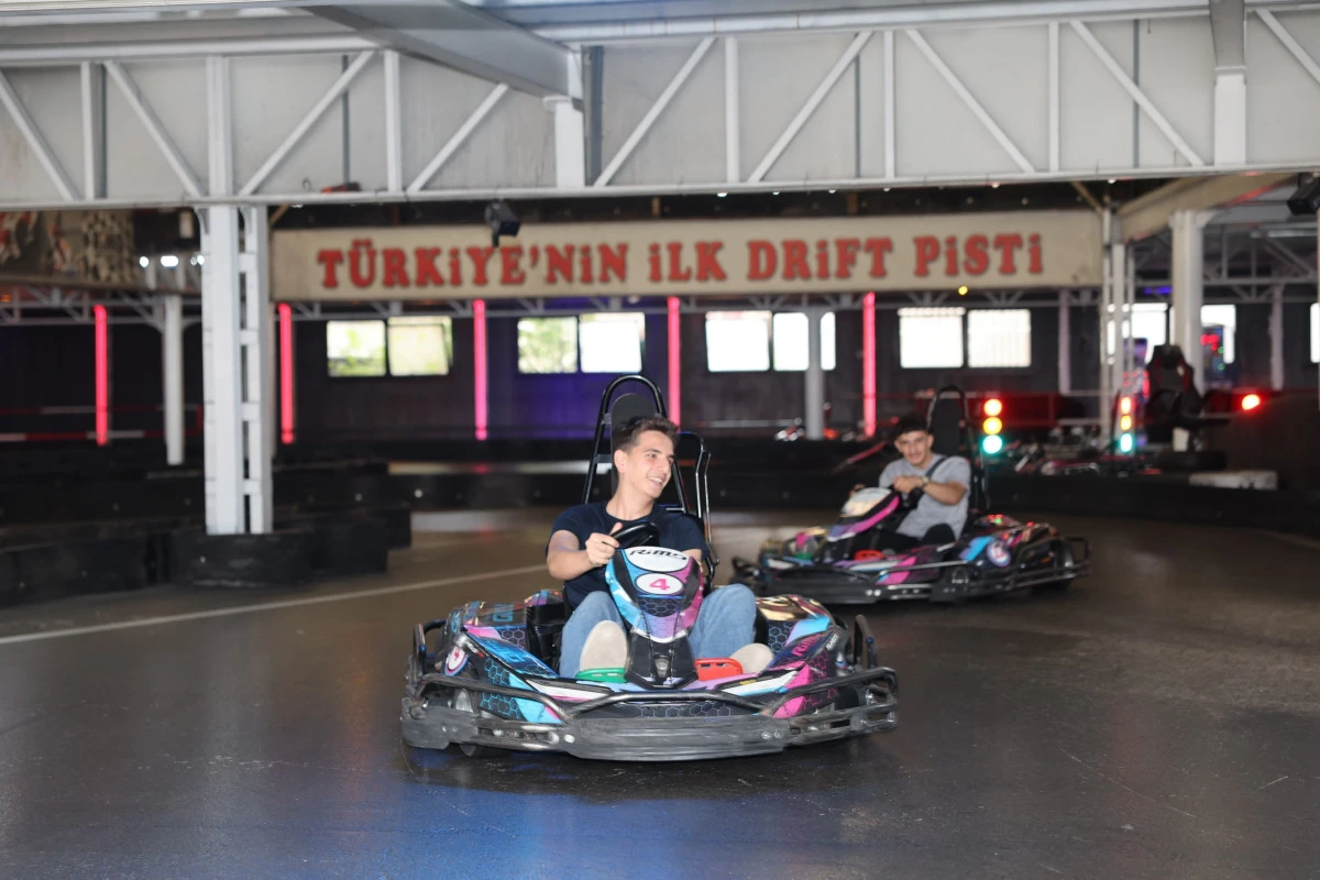Darıca&rsquo;da 41 Gen&ccedil; Go-Kart Etkinliğinde Buluştu