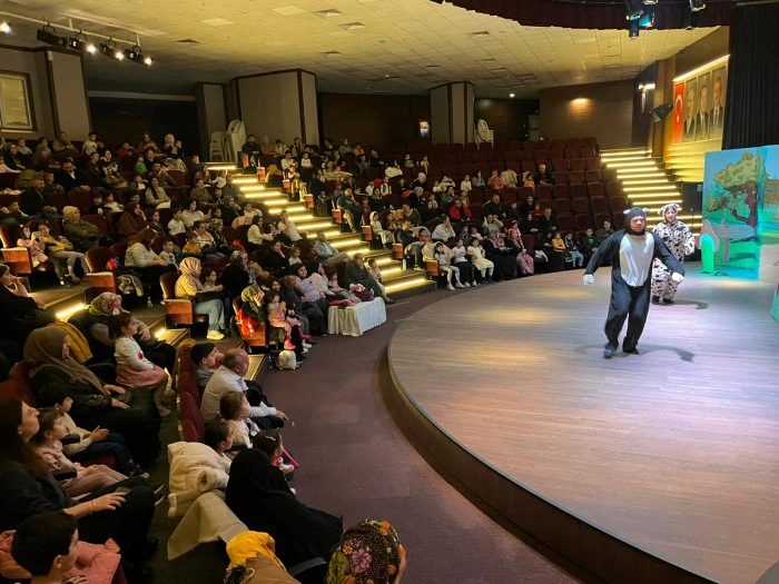 Darıca&rsquo;da hafta sonları k&uuml;lt&uuml;r ve sanatla renkleniyor