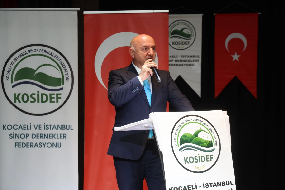 DARİCA&rsquo;DA SİNOPLULAR BULUŞTU: YETENEKLER SAHNEYE &Ccedil;IKTI!