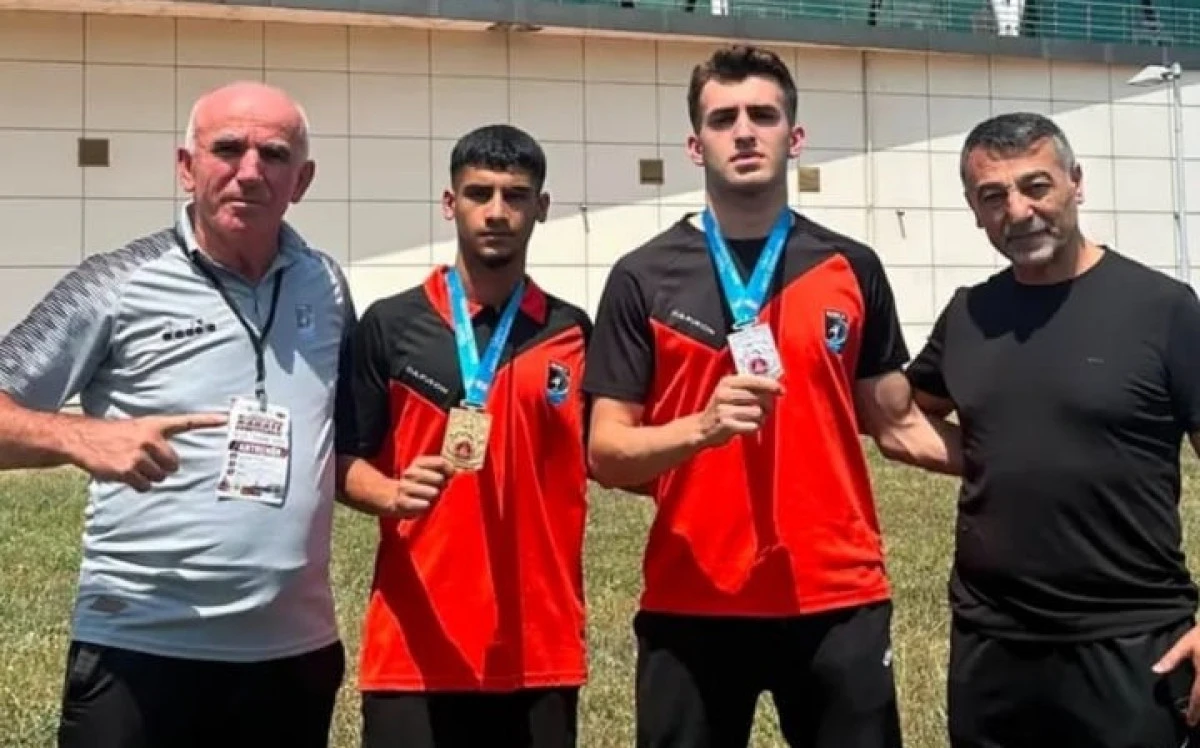 Darıcalı Karatecilerden T&uuml;rkiye Şampiyonası&rsquo;nda B&uuml;y&uuml;k Başarı