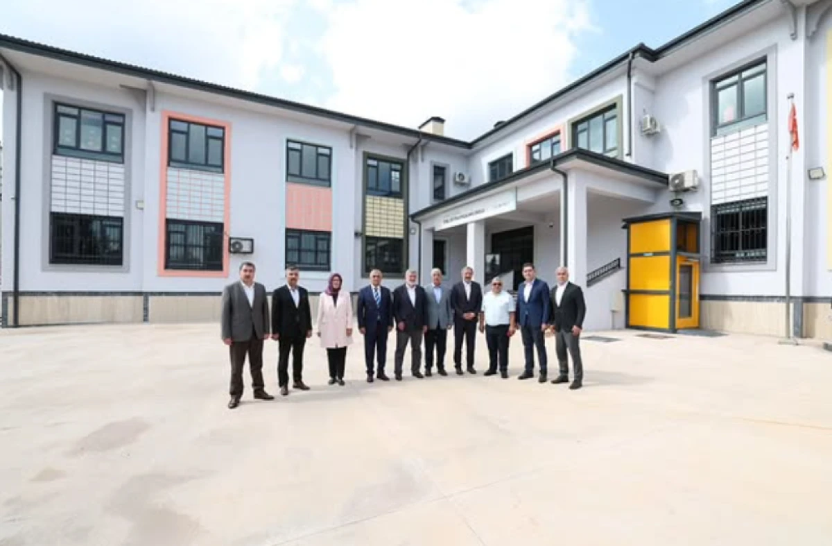 Diliskelesi&rsquo;ndeki &Ouml;zel Eğitim Okuluna Ziyaret