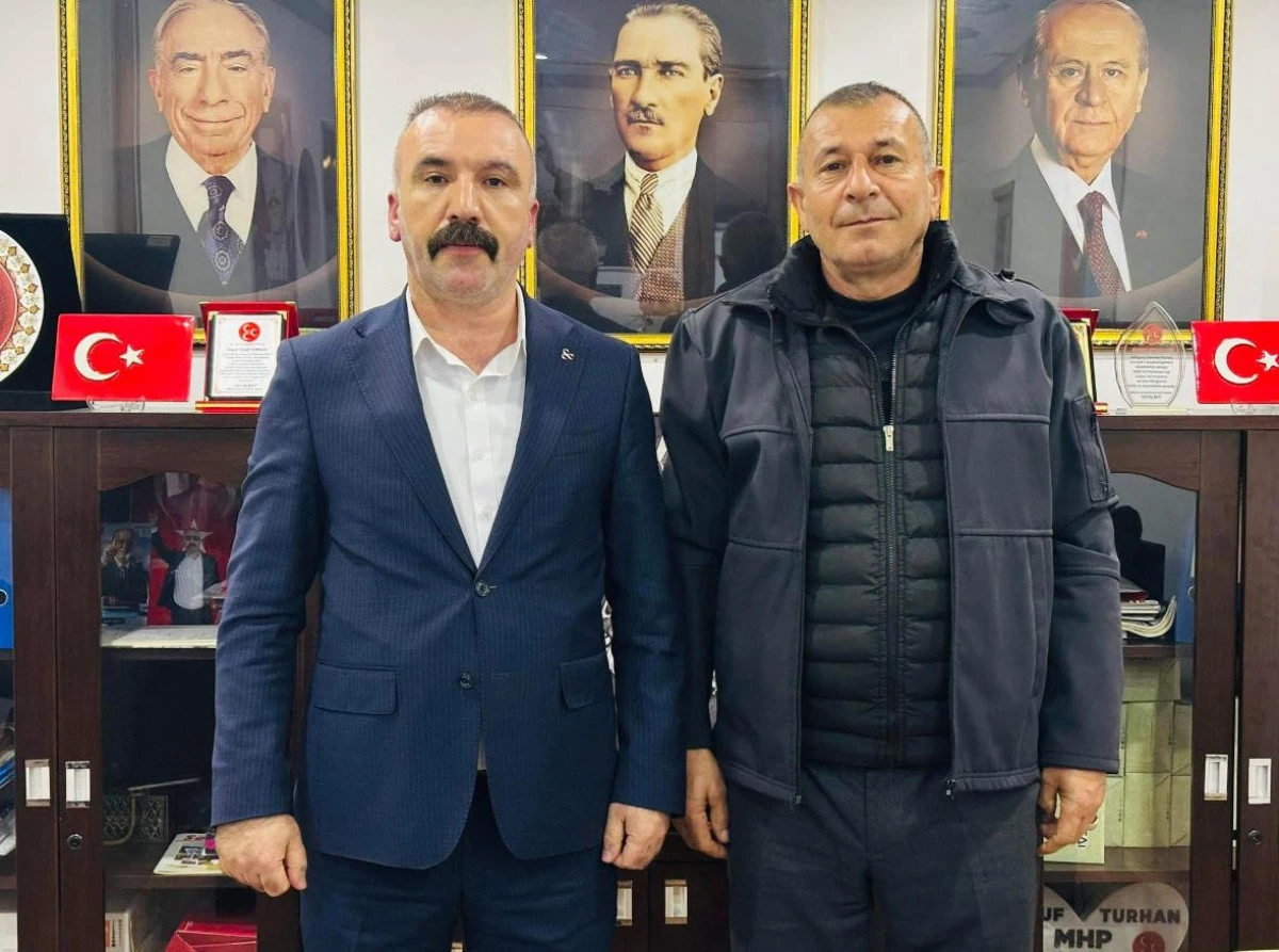 Dilovası&rsquo;na Acı Haber:  MHP Dilovası İl&ccedil;e Başkanı Yusuf Turhan&rsquo;ın amcası    Aydın Turhan Bing&ouml;l&rsquo;de Trafik Kazasında Hayatını Kaybetti