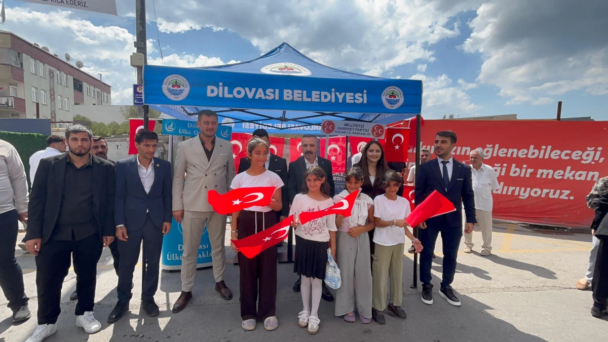 Dilovası&rsquo;nda 30 Ağustos Zafer Bayramı Coşkusu Vatandaşlarla Birlikte Yaşandı