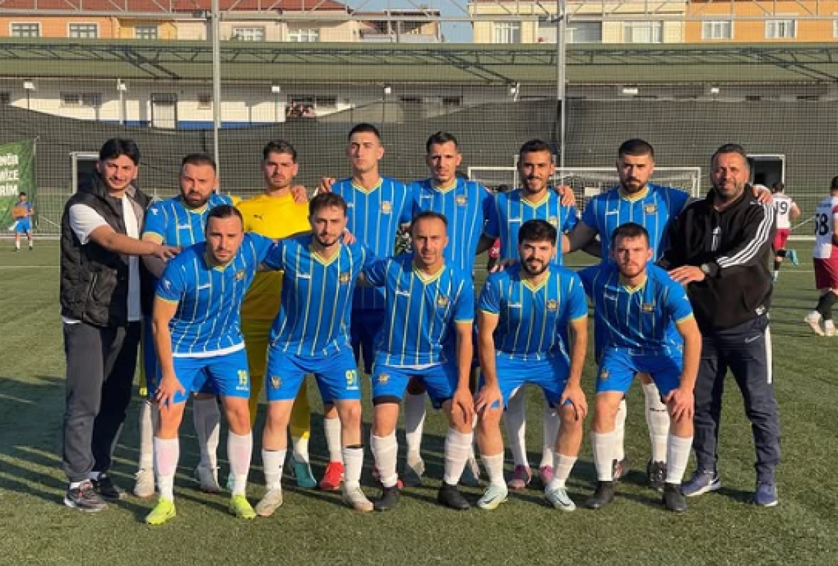DİLOVASISPOR&rsquo;DA KAMP VE İDMAN MESAFESİ Y&Uuml;KSEK TEMPOYLA S&Uuml;R&Uuml;YOR