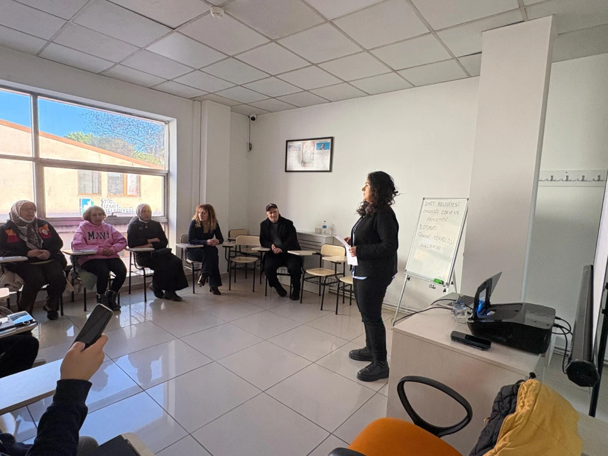 Engelsiz Ebeveyn Akademisi&rsquo;nde  dijital d&uuml;nyada g&uuml;venli rehberlik