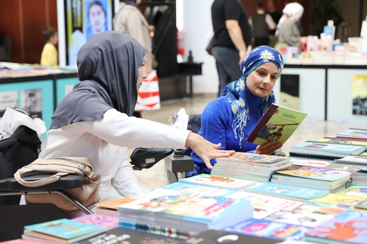 &ldquo;Engelsiz Taksi&rdquo; ile Kitap Fuarı&rsquo;na kolay ulaşım