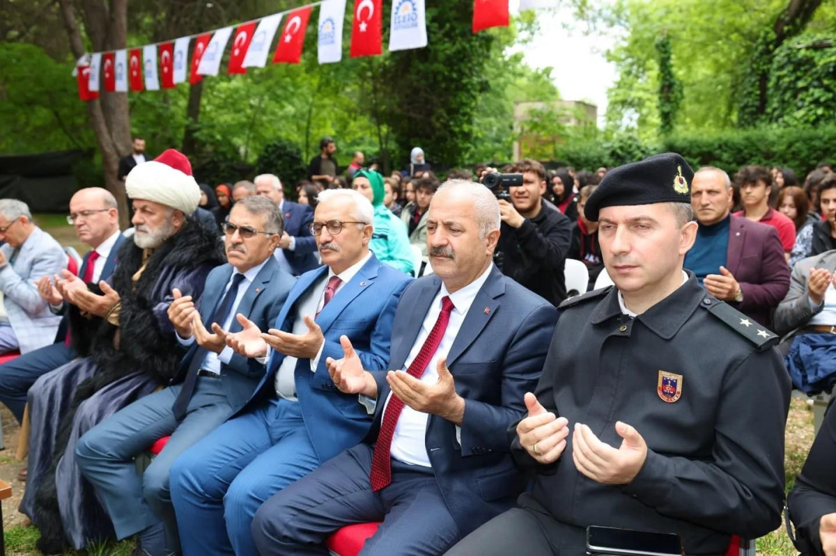 Fatih Sultan Mehmet Han  Hünkar Çayırı’nda Anıldı