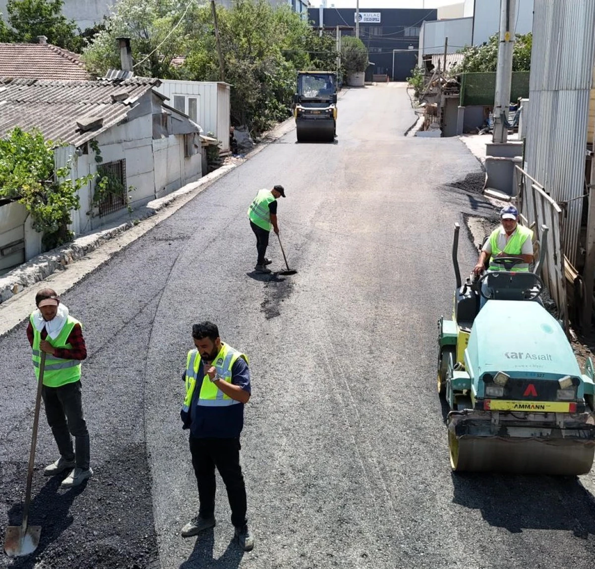 Fen İşleri Asfalt Çalışmalarını Aralıksız Sürdürüyor