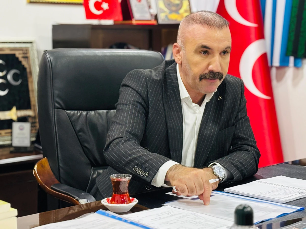 Gazi Mustafa Kemal Atat&uuml;rk&rsquo;e ve T&uuml;rk milletine y&ouml;nelik hakaretleri en sert şekilde kınıyorum!