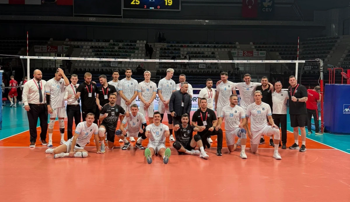 Gebze Belediyespor Axa Sigorta Kupa Voley&rsquo;de &Ccedil;eyrek Finalde