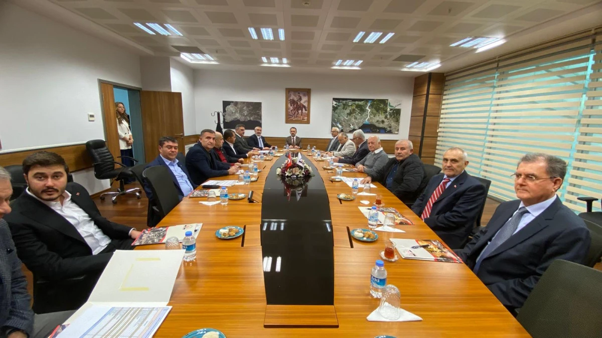 Gebze G&uuml;zeller OSB M&uuml;teşebbis Heyet Toplantısı Vali İlhami Aktaş Başkanlığında Ger&ccedil;ekleşti