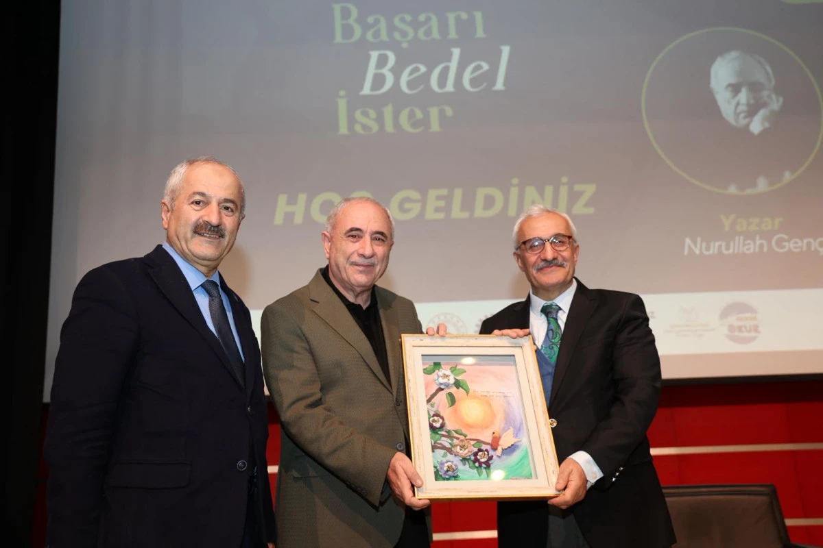 GEBZE OKUR PROJESİ KAPSAMINDA NURULLAH GEN&Ccedil; GEBZELİLERLE BULUŞTU