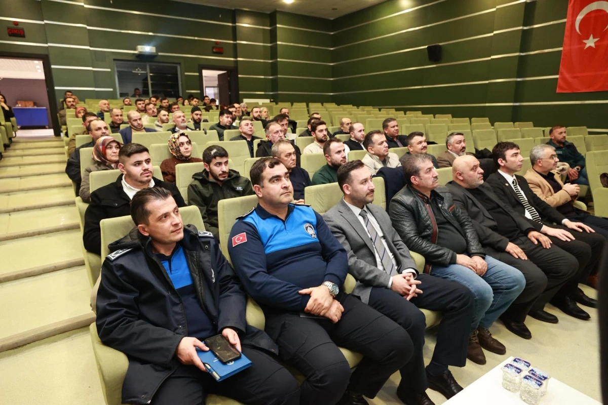 GEBZE ZABITASINDAN &ldquo;G&Uuml;VENİLİR GIDA&rdquo; EĞİTİMİ