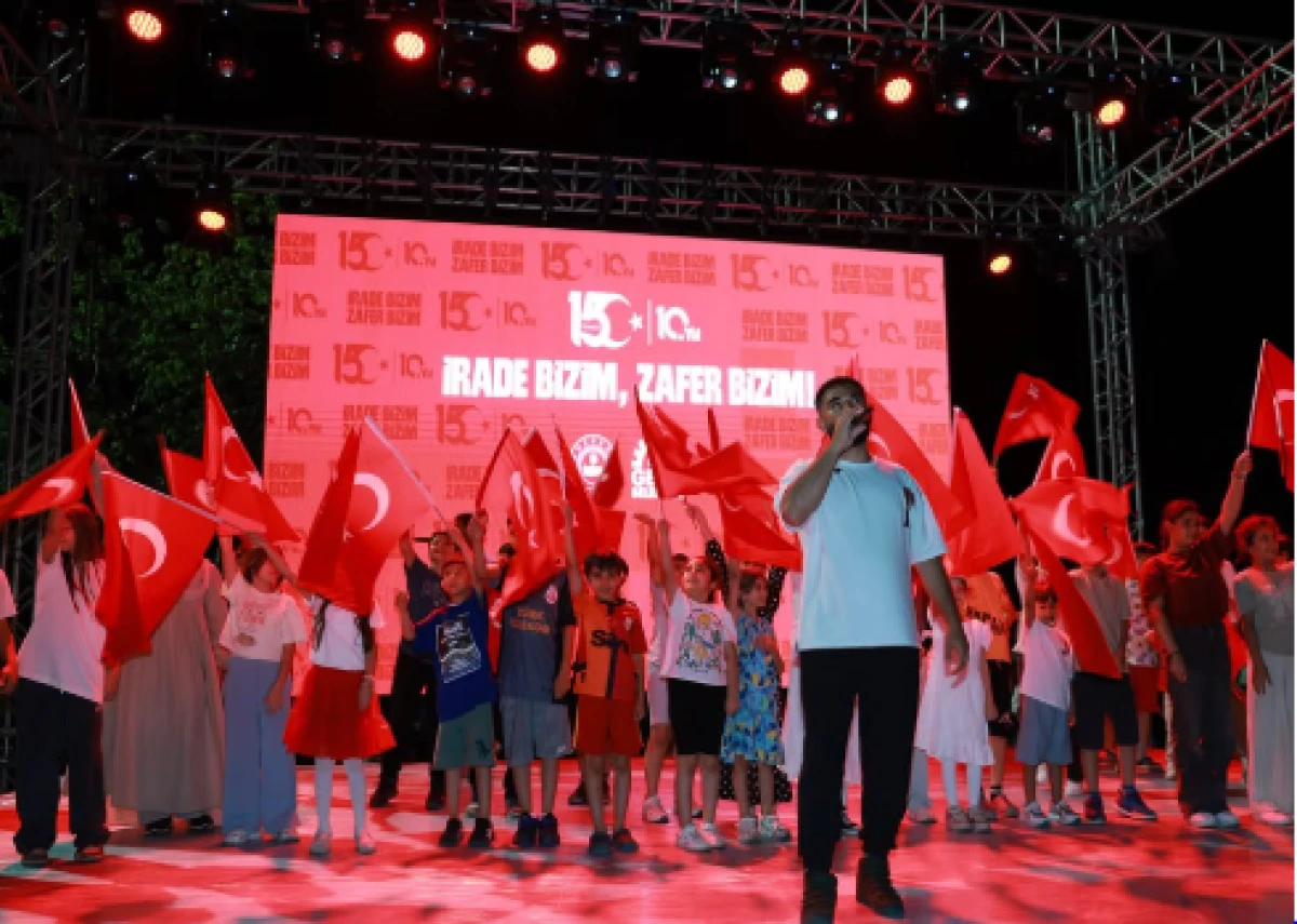 Gebze&rsquo;de 15 Temmuz Demokrasi N&ouml;beti: Başkan B&uuml;y&uuml;kg&ouml;z Vatandaşlarla Bir Araya Geldi