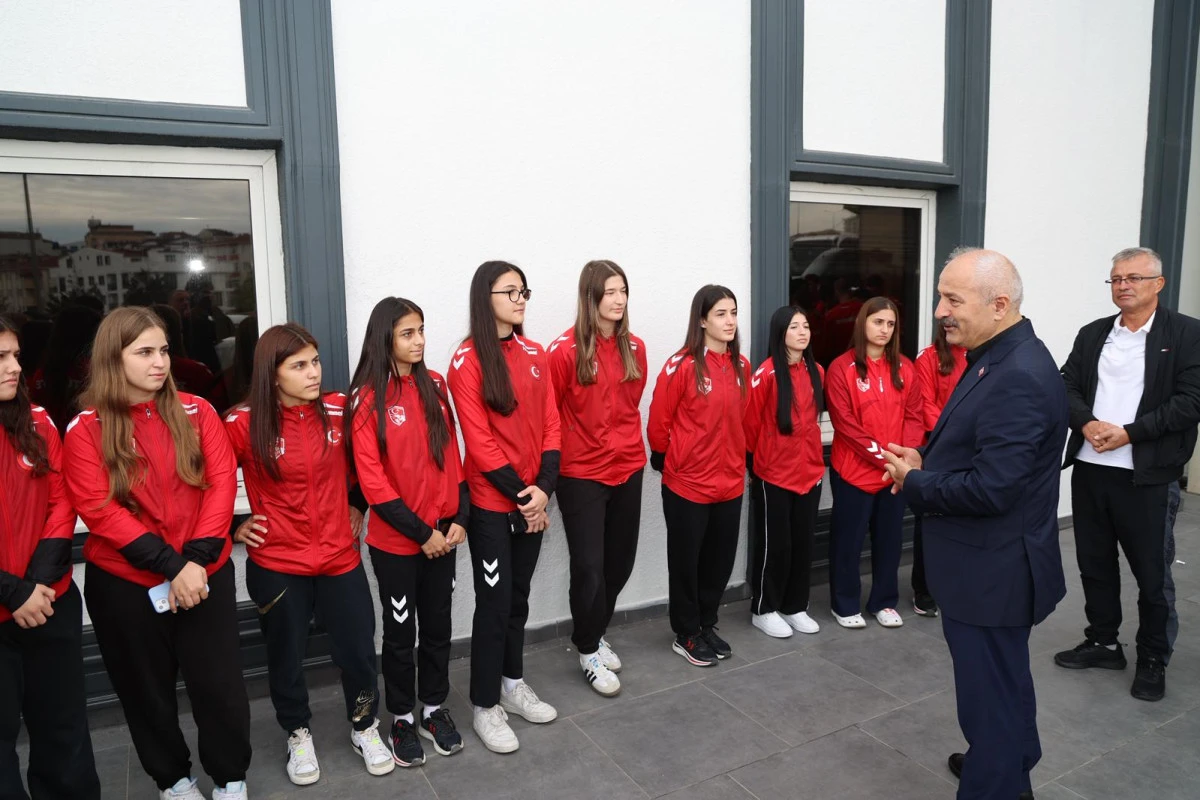 Gebzeli Güreşçiler Milli Takım Kampında 