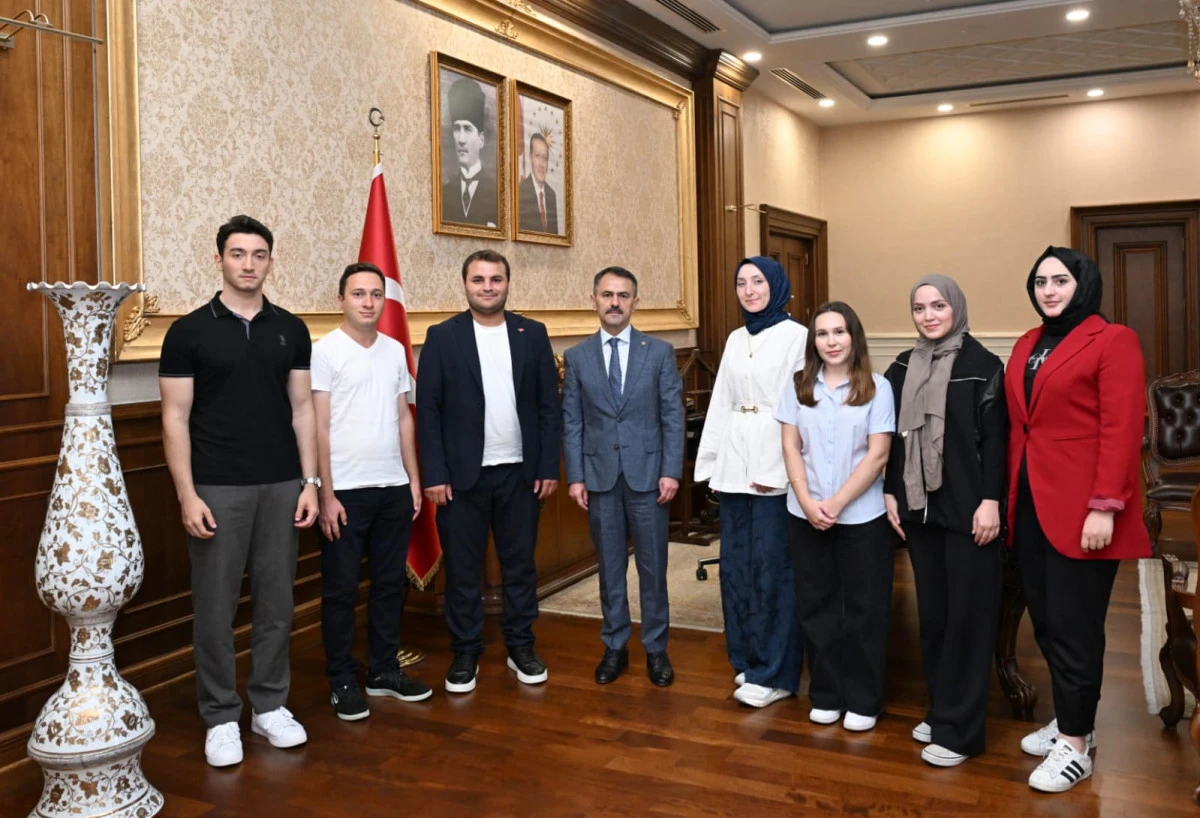 Gen&ccedil; Proje Yazarları Derneğinden Vali Aktaş&rsquo;a Ziyaret