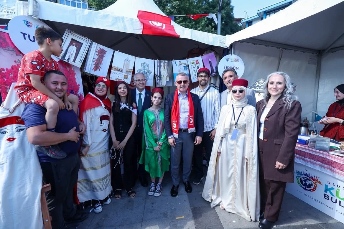 Gen&ccedil;liğin Başkenti Kocaeli&rsquo;de d&uuml;nyanın her k&ouml;şesinden k&uuml;lt&uuml;rler buluştu
