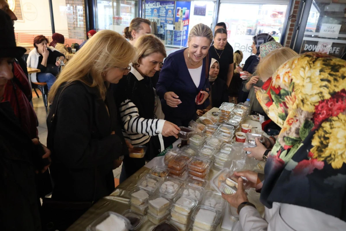 Glutensiz Mutfak At&ouml;lyesi&rsquo;nde ayın tarifi kinoa salatası 