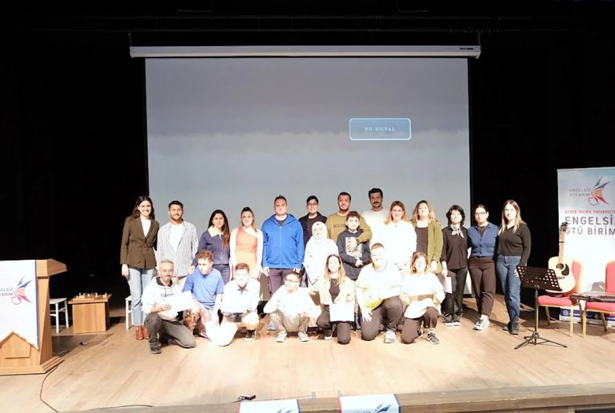 GT&Uuml;&rsquo;de Sanatın Birleştirici G&uuml;c&uuml;: &ldquo;Otizm Bestiz Sahne&rdquo; Tiyatro G&ouml;sterisi