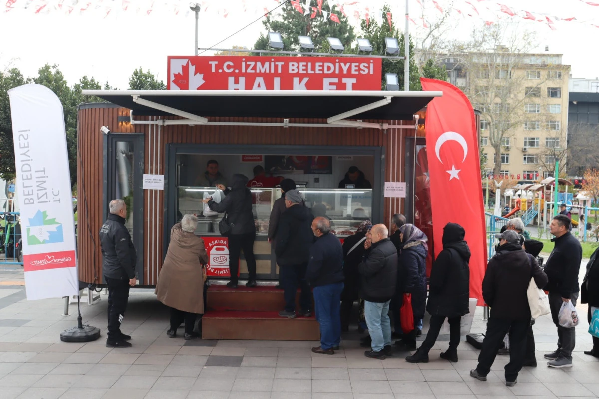 Halk Et Projesi vatandaşın y&uuml;z&uuml;n&uuml; g&uuml;ld&uuml;rmeye devam ediyor