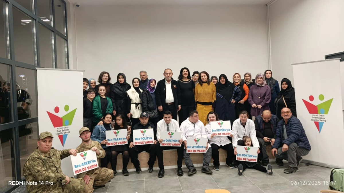 “Hayatın İçindeyiz” Oyunu Büyük Beğeni Topladı