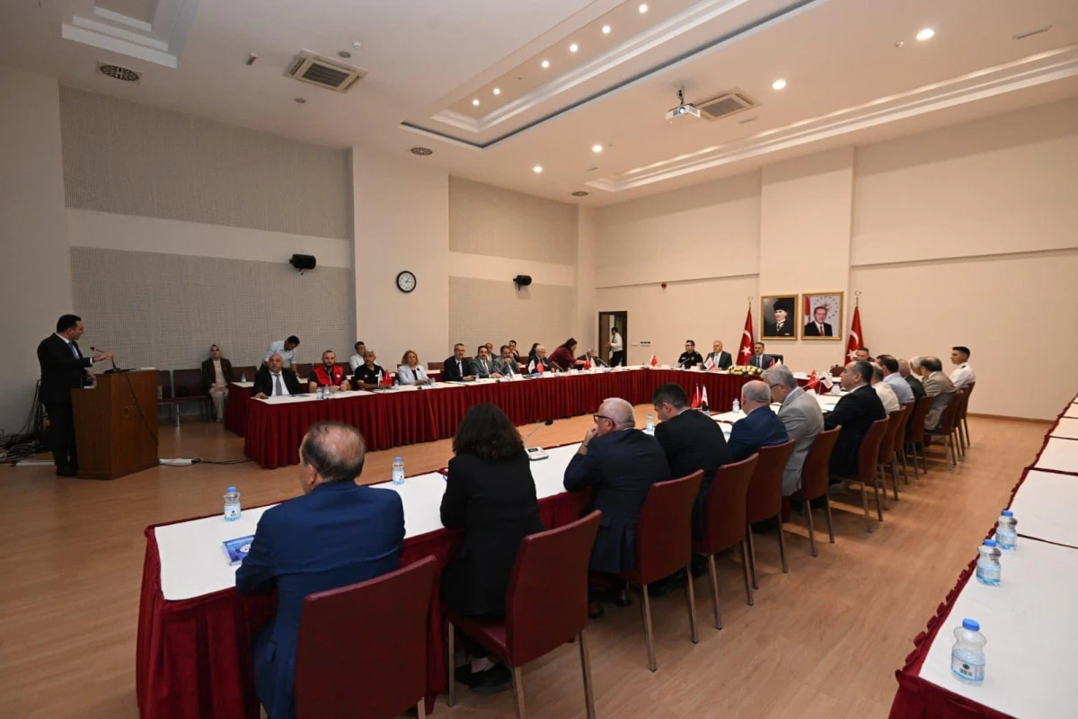 İl G&ouml;&ccedil; Kurulu Koordinasyon Toplantısı, Vali İlhami Aktaş Başkanlığında Ger&ccedil;ekleşti