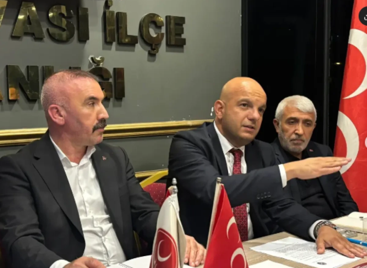 İl&ccedil;e Y&ouml;netim Kurulu Toplantısında Teşkilat &Ccedil;alışmaları Değerlendirildi