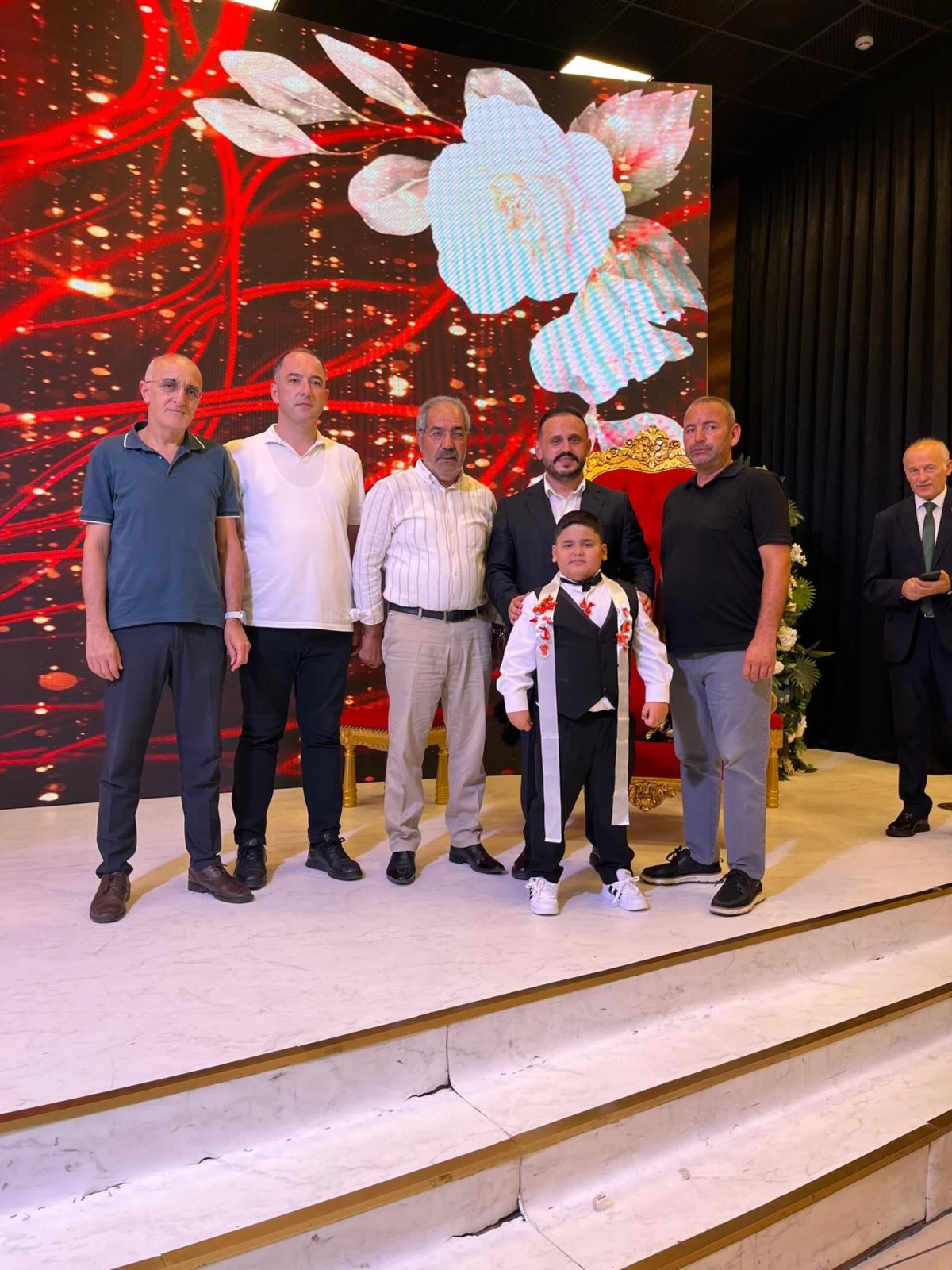 İlker K&ouml;ksal&rsquo;ın Oğlunun S&uuml;nnet Cemiyetine Yoğun Katılım