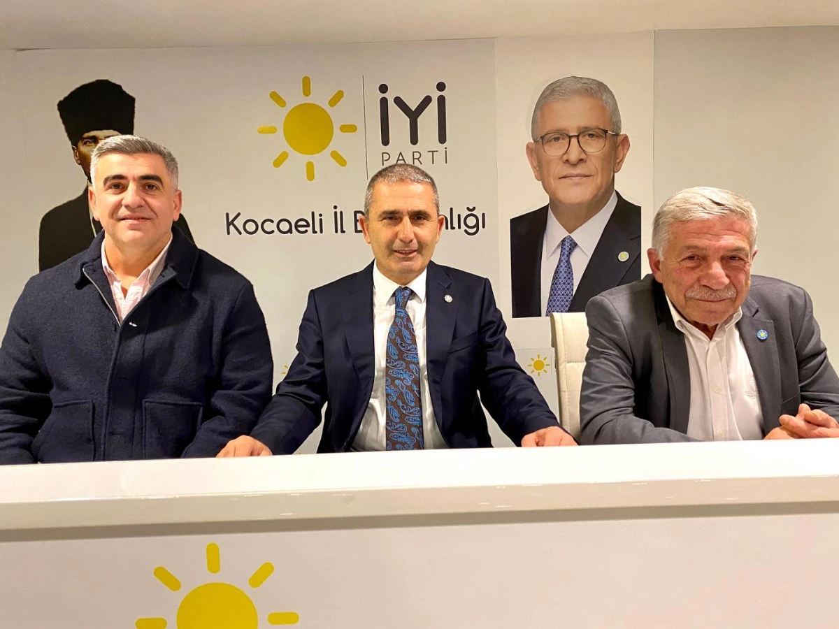 İYİ PARTİ KOCAELİ İL Y&Ouml;NETİMİ TOPLANDI