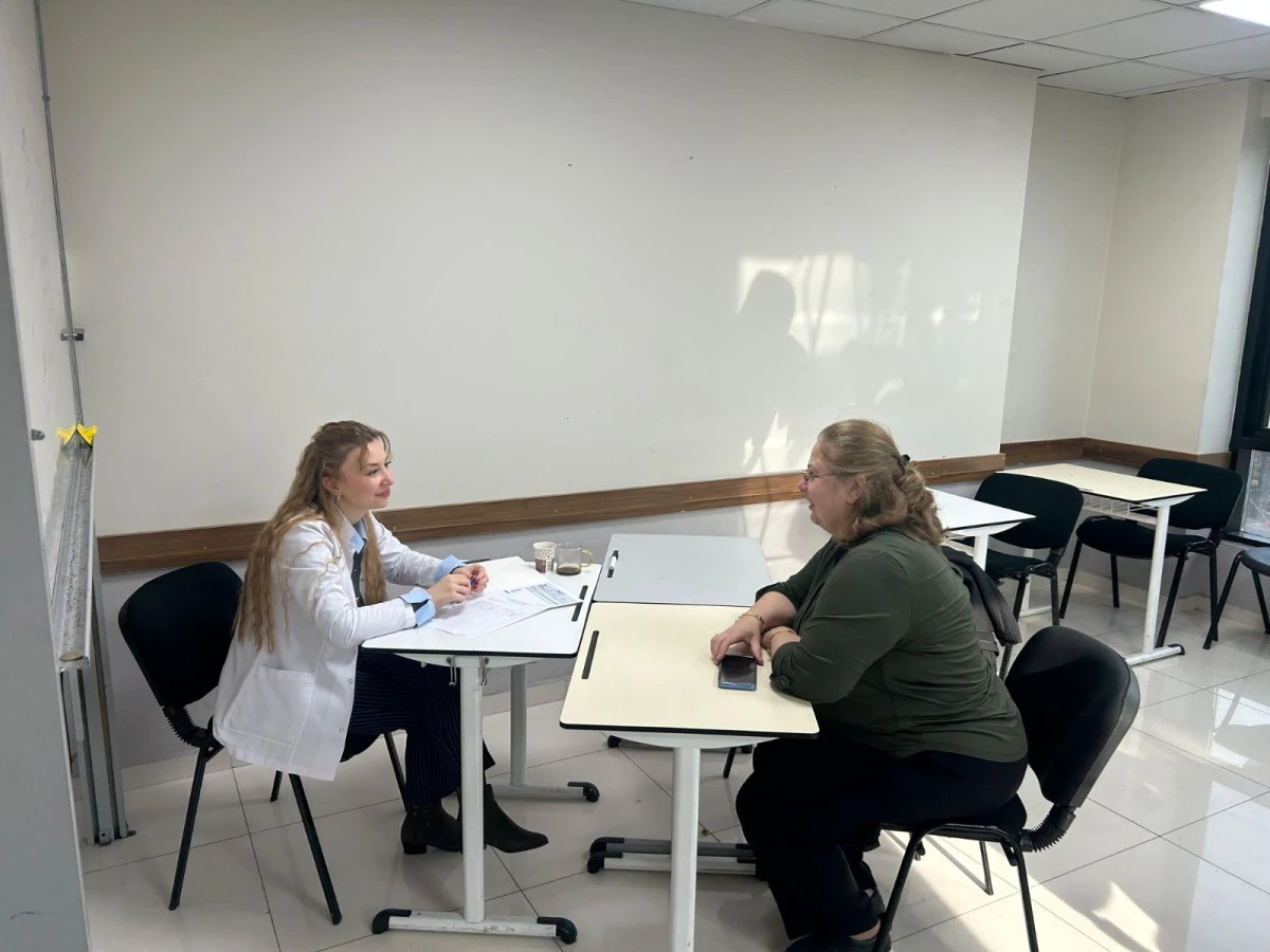 İzmit Belediyesi &Ccedil;ınar Akademi&rsquo;de velilerle g&uuml;&ccedil;l&uuml; eğitim buluşması