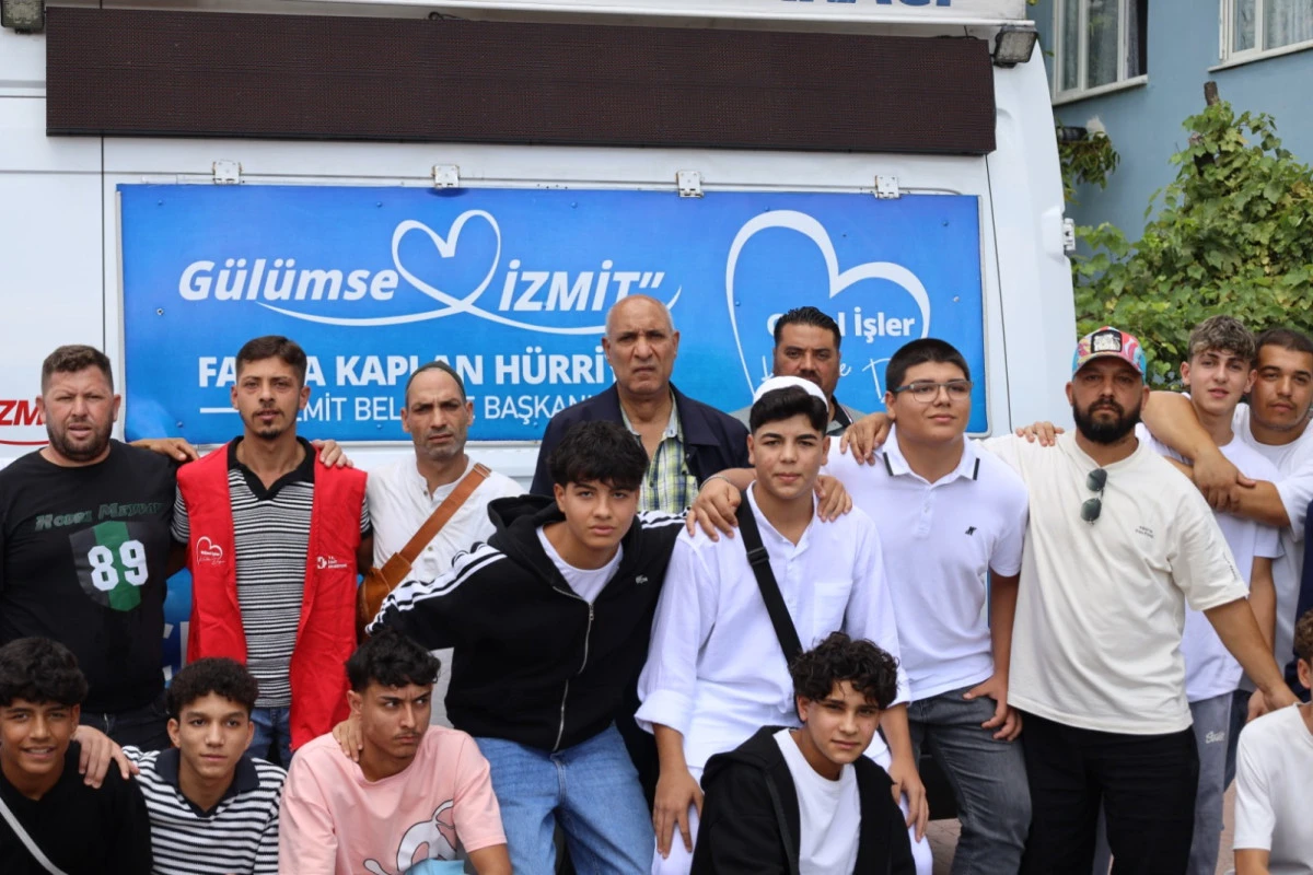 İzmit Belediyesi, umre yolcularını yalnız bırakmadı