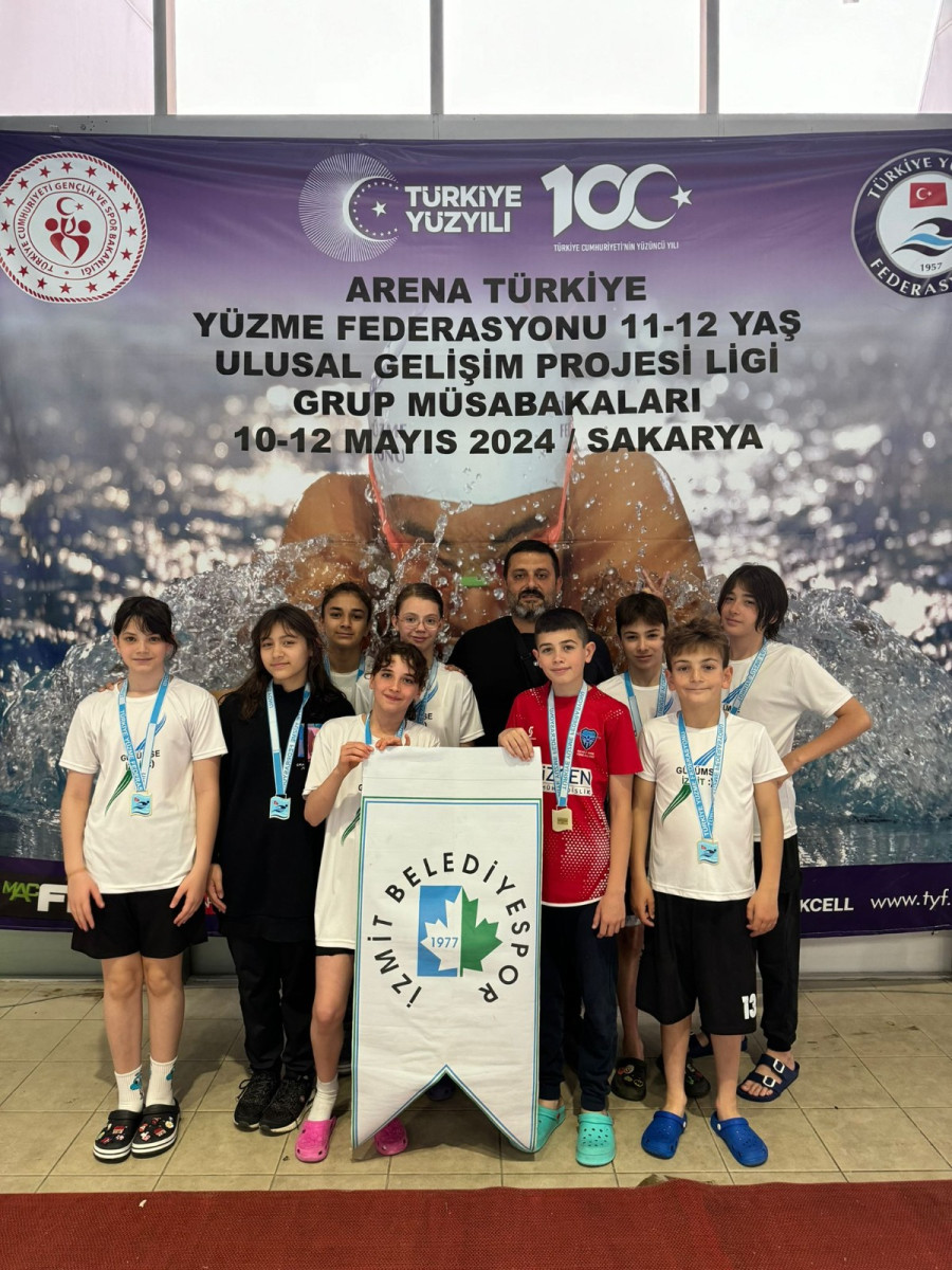İzmit Belediyespor Yüzme Kulübü Gelişim Ligi’nden başarıyla döndü