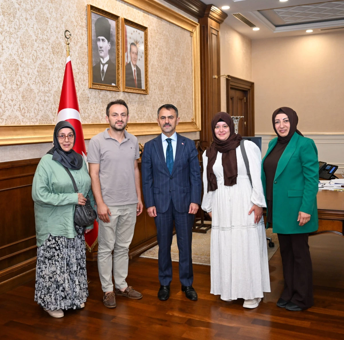 İzmit Malta Mahalle Muhtarı Nebahat Camkıran&rsquo;dan Vali İlhami Aktaş&rsquo;a Davet