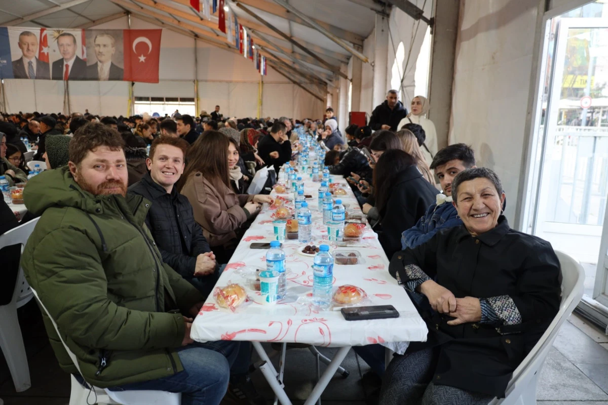 İzmit&rsquo;in kalbi B&uuml;y&uuml;kşehir Ramazan &Ccedil;adırı&rsquo;nda atıyor