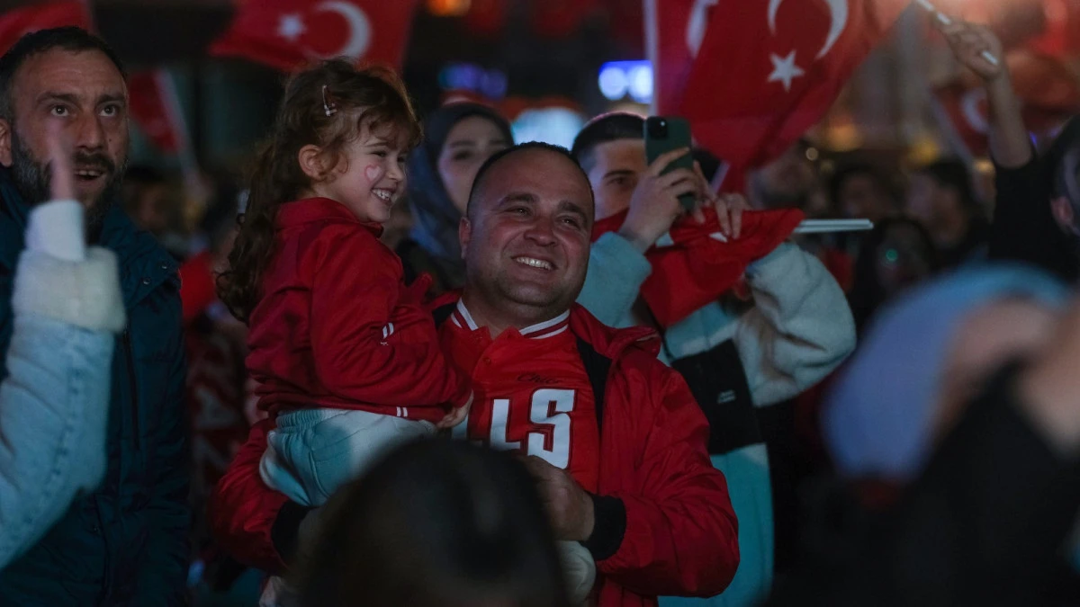 İzmitli Kerem attı, "D&uuml;nyalar" bizim oldu