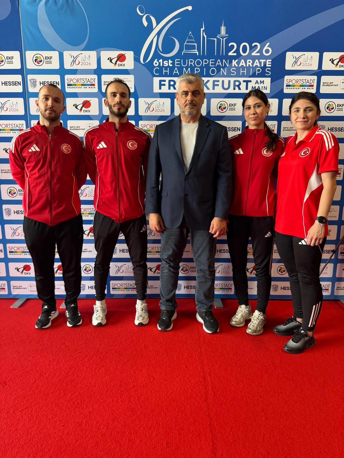 Kağıtspor bu hafta da k&uuml;rs&uuml;den inmedi