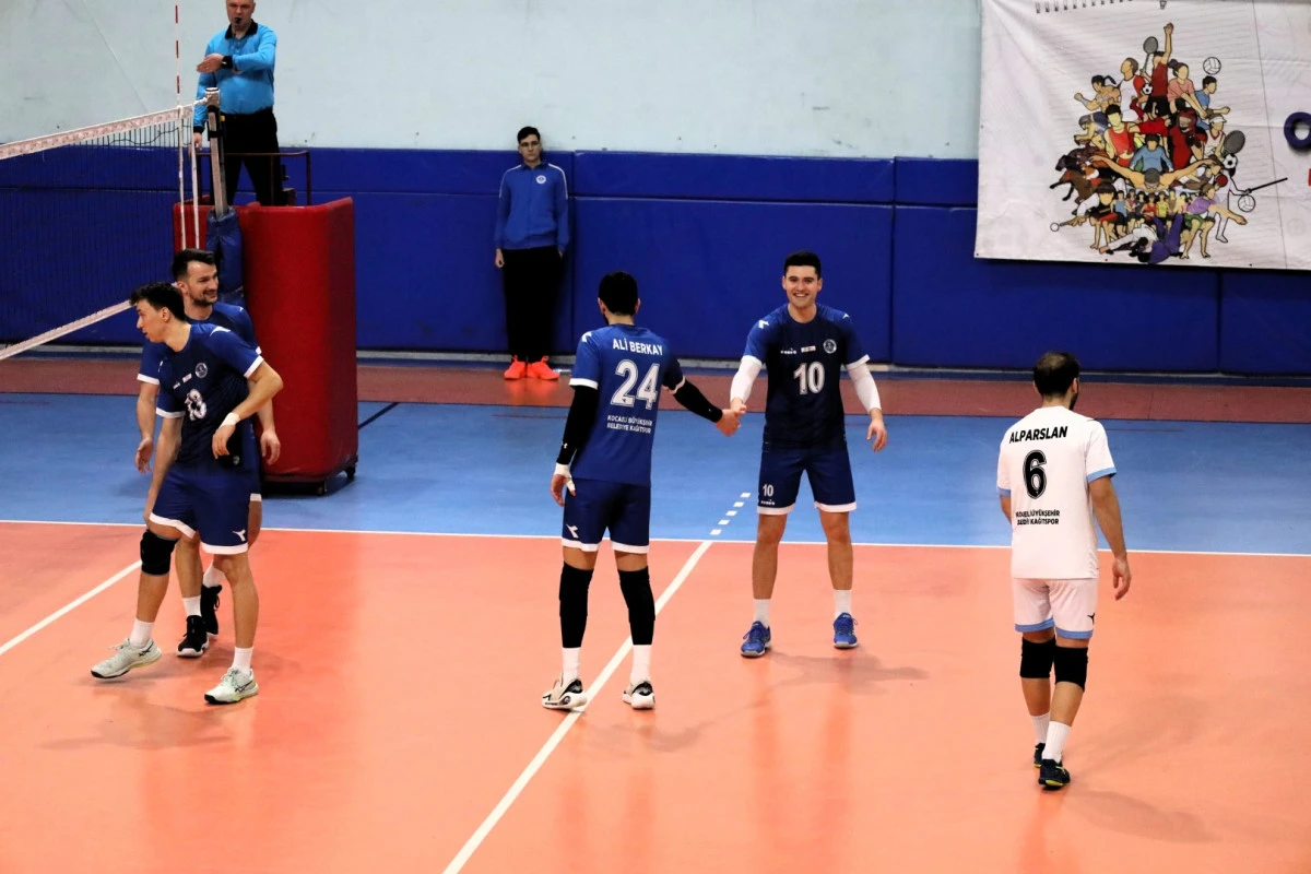 Kağıtspor, voleybolda &ldquo;Efeler Ligi&rdquo; diyor