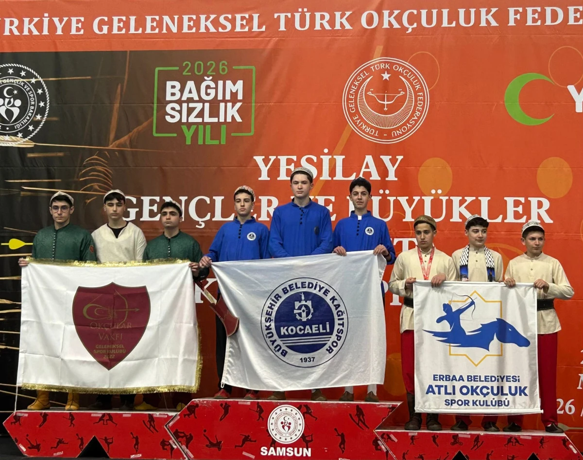 Kağıtspor&rsquo;un olduğu her yerde başarı var