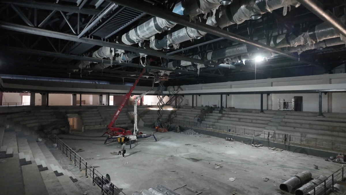 Kapalı Spor Salonu ve Sporcu Fabrikası’nda çalışmalar son sürat