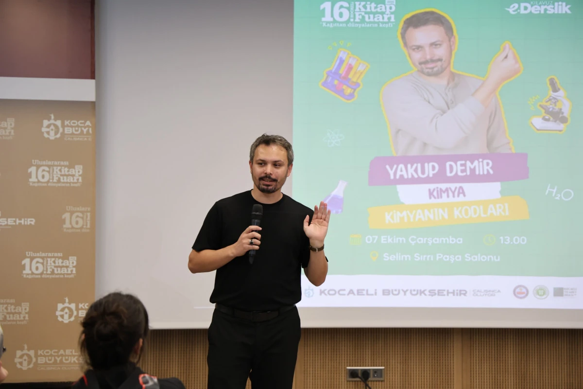 &ldquo;Kılavuz e-Derslik&rdquo; s&ouml;yleşileri fuara damga vurdu