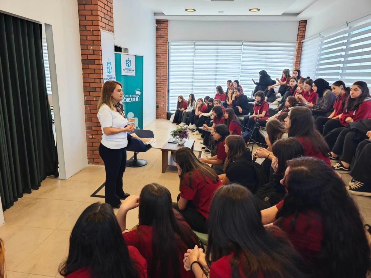 Kitap Fuarı öncesi kütüphane buluşmaları başladı