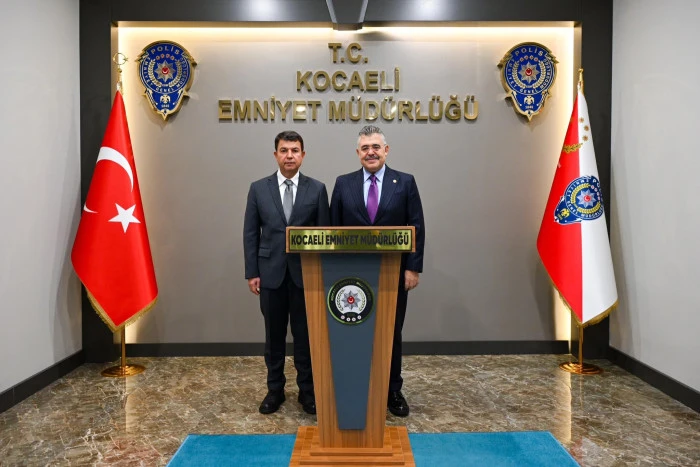 KOCAELİ EMNİYET M&Uuml;D&Uuml;R&Uuml; CELAL &Ouml;ZCAN&rsquo;A ANLAMLI ZİYARET