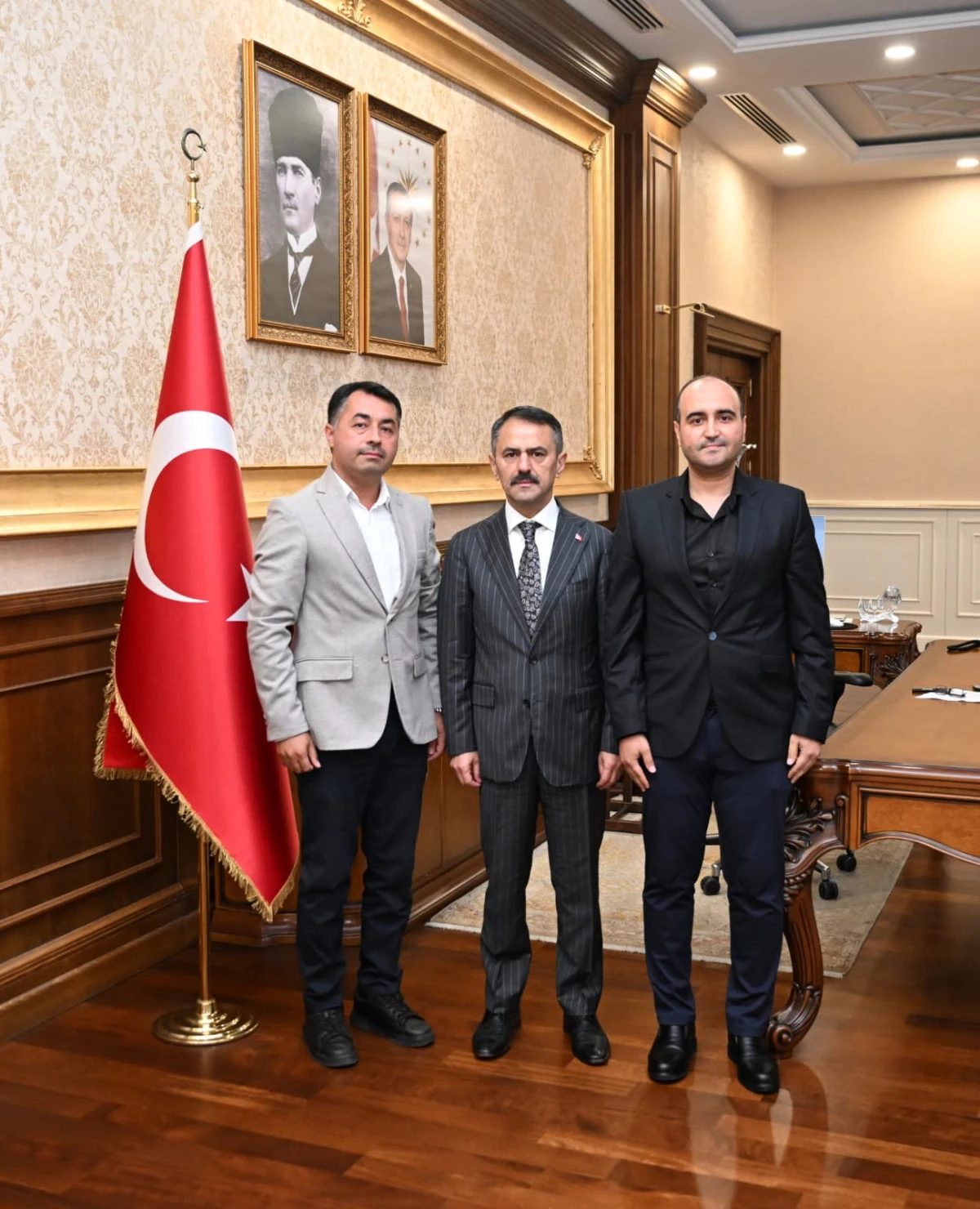 Kocaeli Engelsiz Umut Platformu Y&ouml;netim Kurulu &Uuml;yelerinden Vali Aktaş&rsquo;a Ziyaret