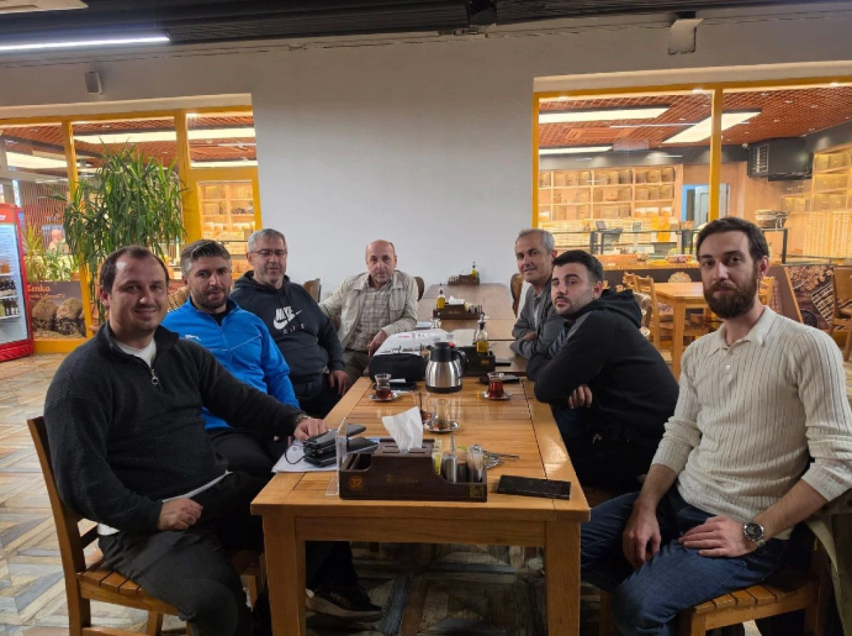 Kocaeli G&uuml;neşspor&rsquo;da Yeni Sezon ve Altyapı Zirvesi
