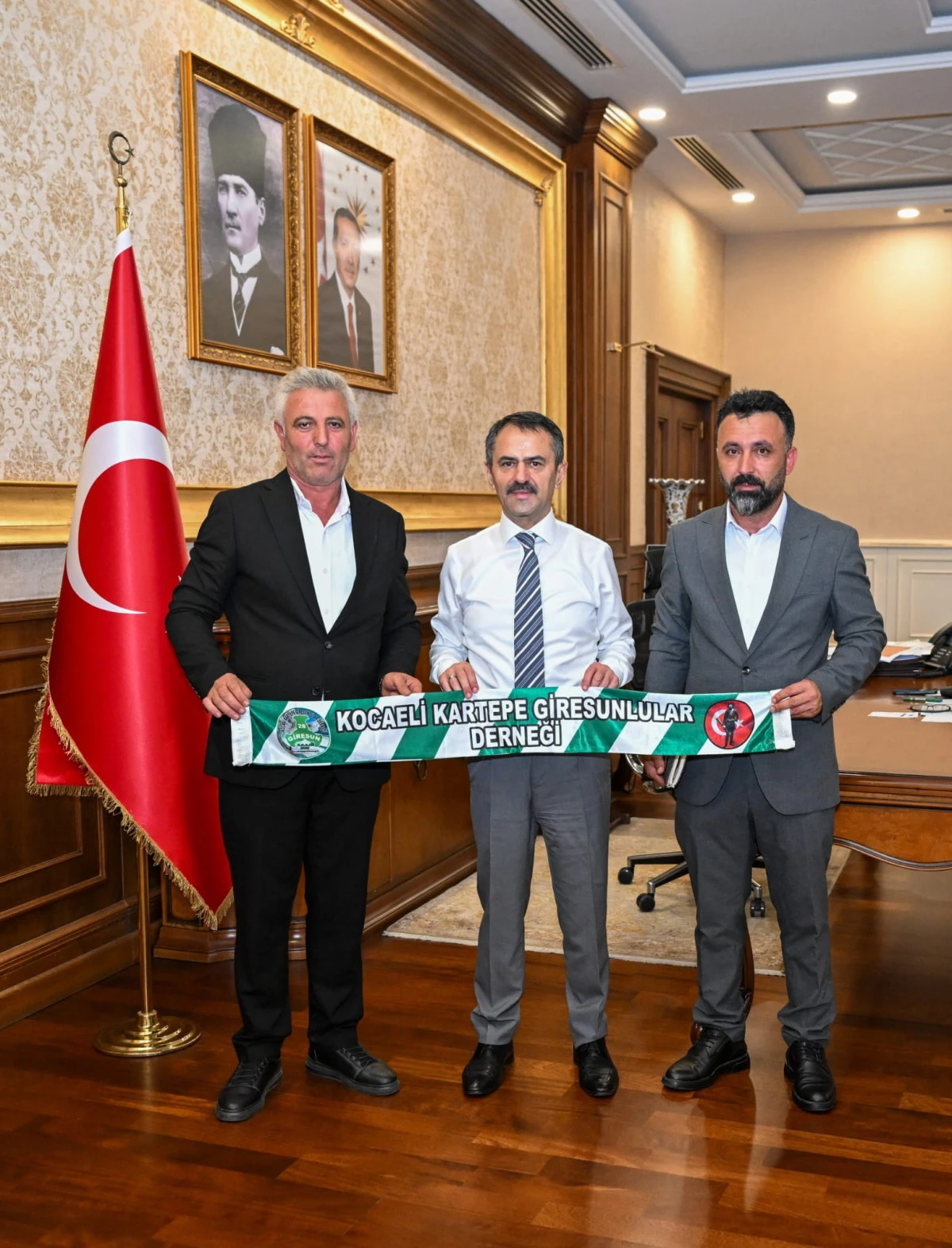 Kocaeli Kartepe Giresunlular Derneğinden Vali Aktaş&rsquo;a Davet